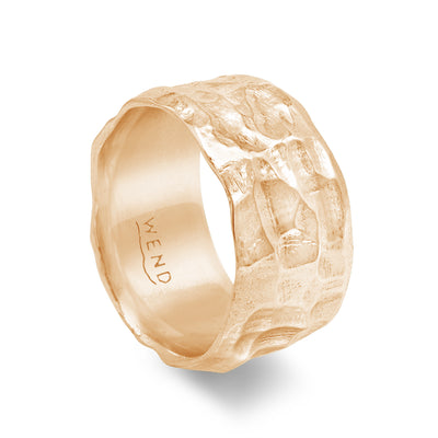 Basalt Yellow Gold Extra-Wide Band