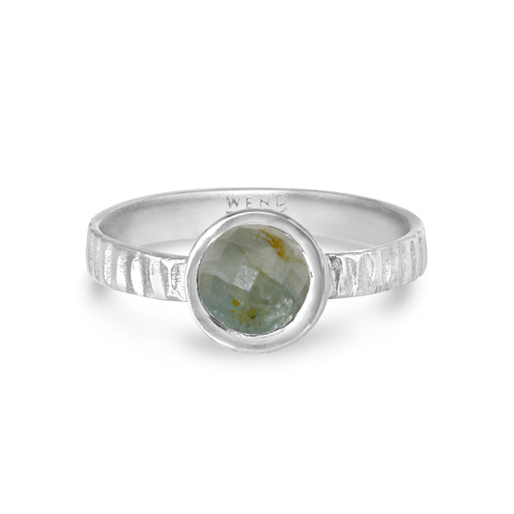 Douglas Fir White Gold Thin with Montana Sapphire