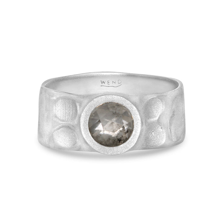 Lagoon White Gold Wide with Rustic Diamond