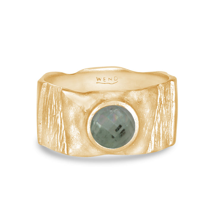 Pathways Yellow Gold Extra-Wide with Montana Sapphire