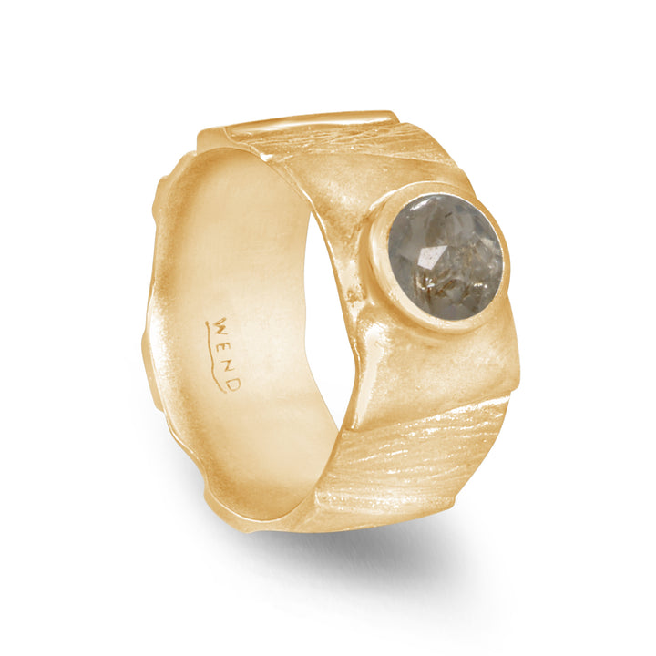 Pathways Yellow Gold Extra-Wide with Rustic Diamond