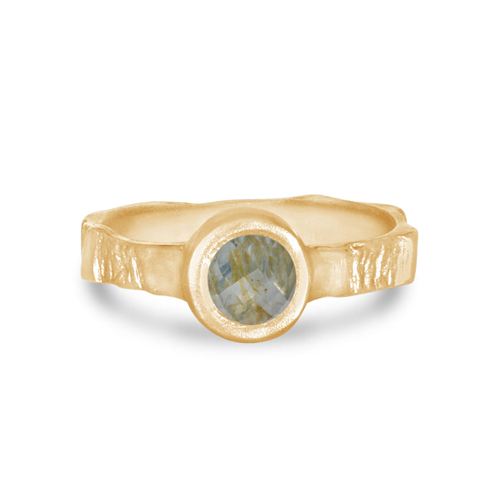 Pathways Yellow Gold Thin with Montana Sapphire