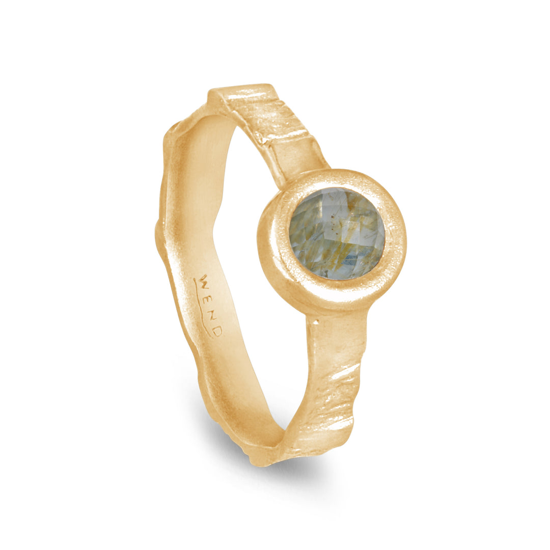 Pathways Yellow Gold Thin with Montana Sapphire