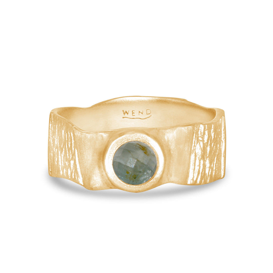Pathways Yellow Gold Wide with Montana Sapphire