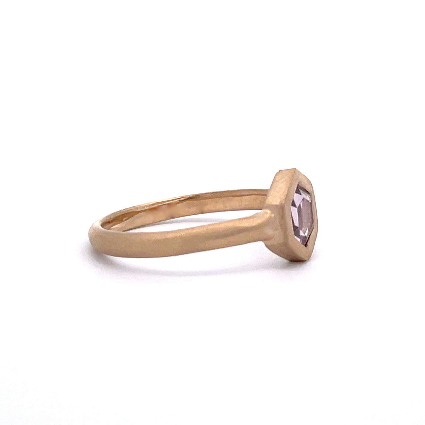 Hive Ring in Recycled Gold